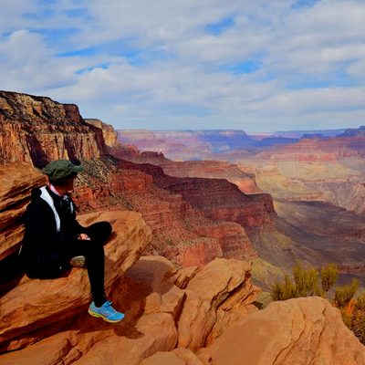 A picturesque view of the Grand Canyon