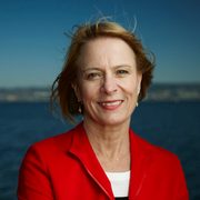Elise Holschuh ’77